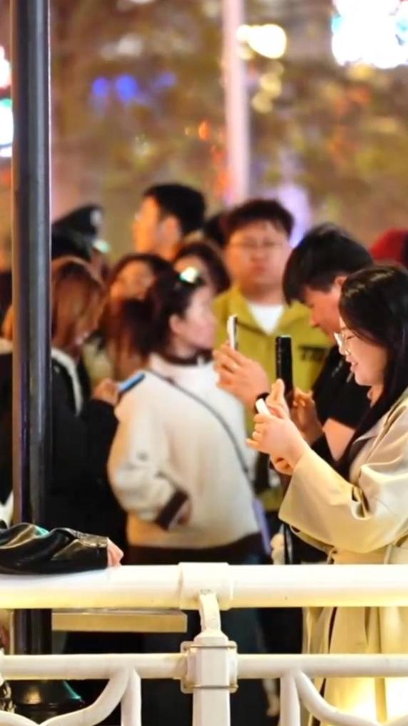 China promotes high-quality development of service sector